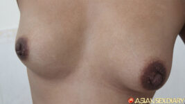 Nude Viet tits on focus for camera
